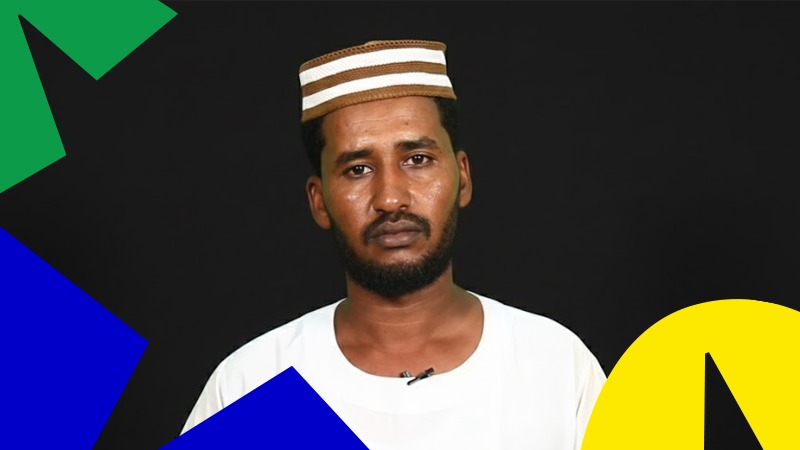 الشاعر / أحمد عثمان